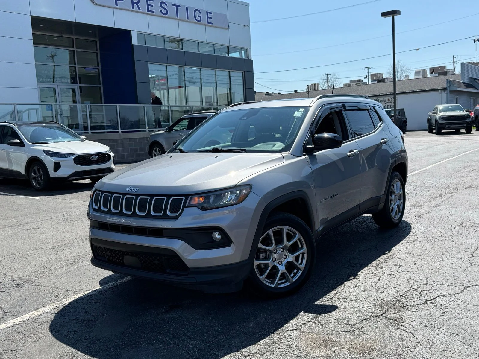 2022 Jeep Compass Latitude Lux