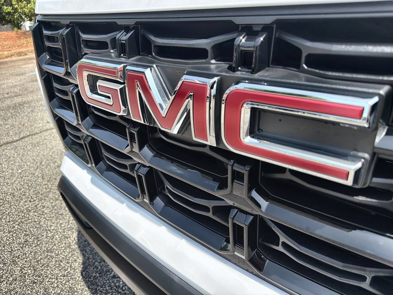 New 2026 Summit White GMC Elevation image 26