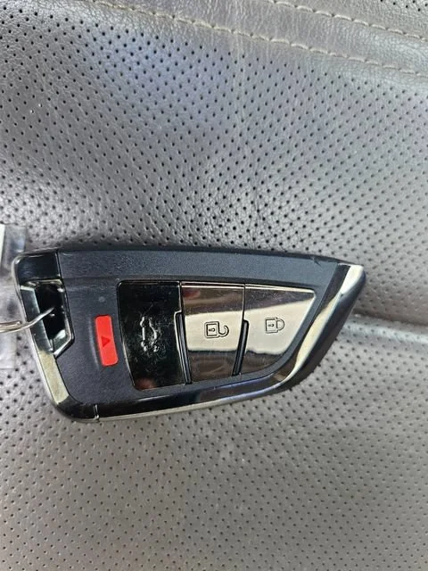 Used 2017 MINERAL METALLIC GMC Denali image 27