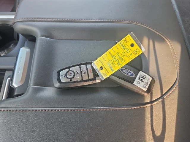 Used 2025 Gray Ford Active image 31