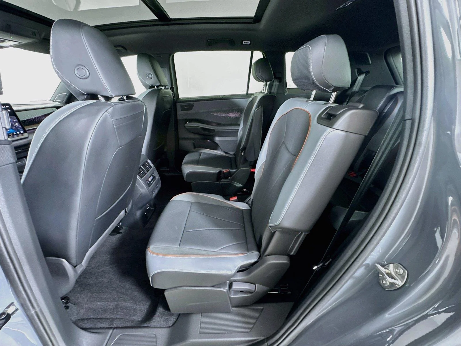 New 2027 Pure Gray Volkswagen SEL Premium R-Line image 26