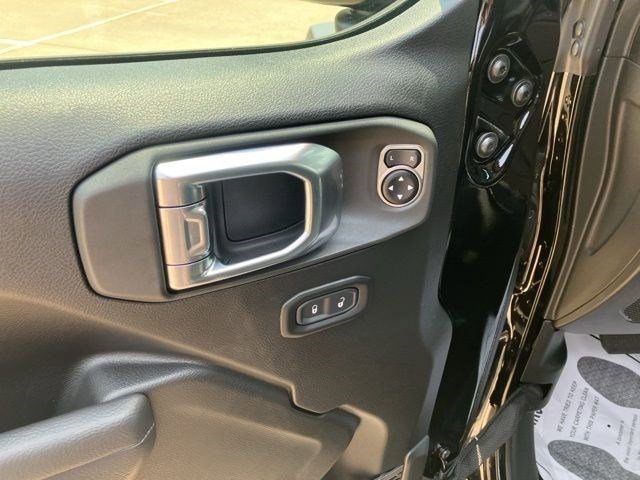 2025 Jeep Wrangler 4-Door Sport S - Photo 9