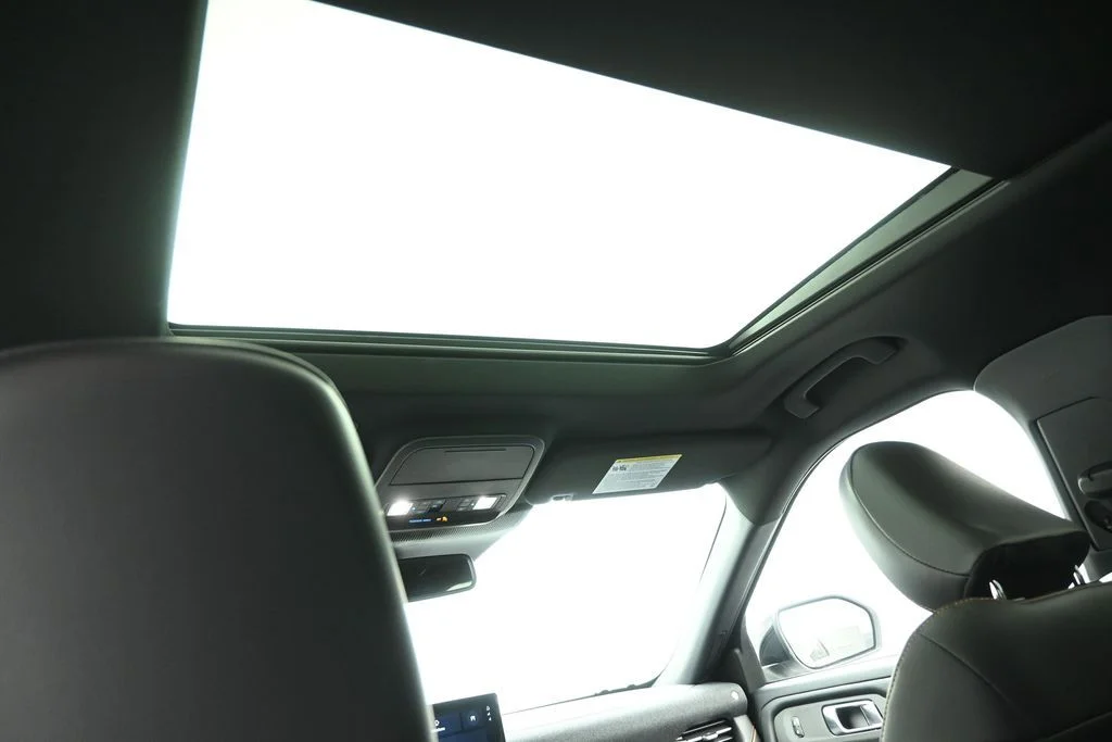 2026 Ford Explorer Tremor - Photo 18
