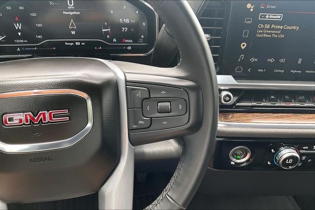 Used 2023 Silver GMC Elevation image 18