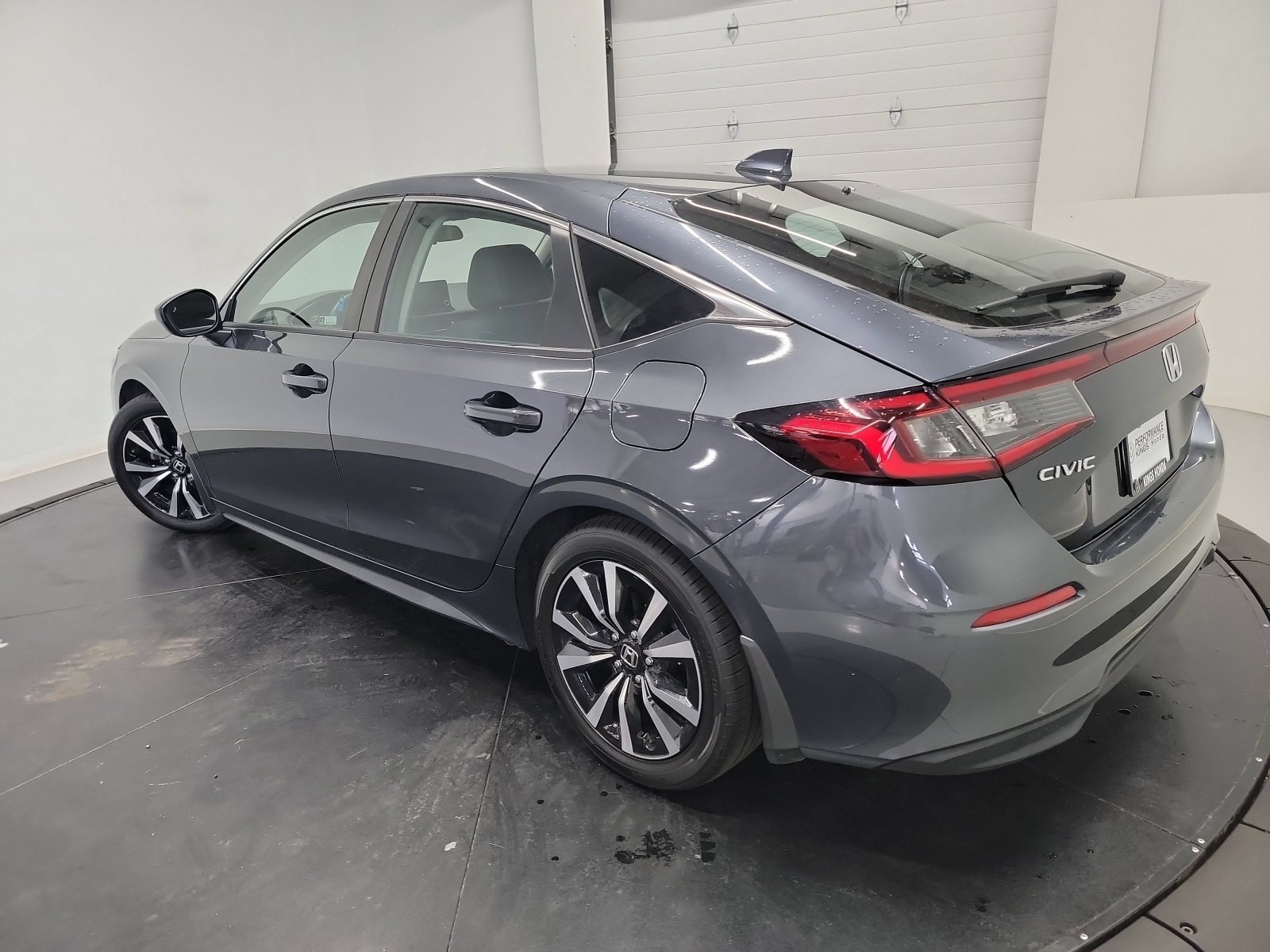 2023 Honda Civic Hatchback EX-L - Photo 6
