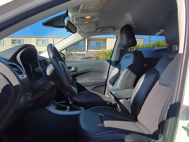Used 2019 White Clearcoat Jeep Latitude image 13