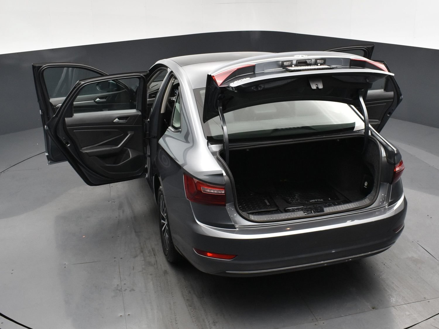 Used 2021 Gray Volkswagen  image 23