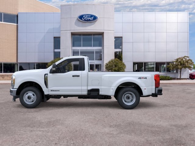 New 2026 Oxford White Ford XLT image 3