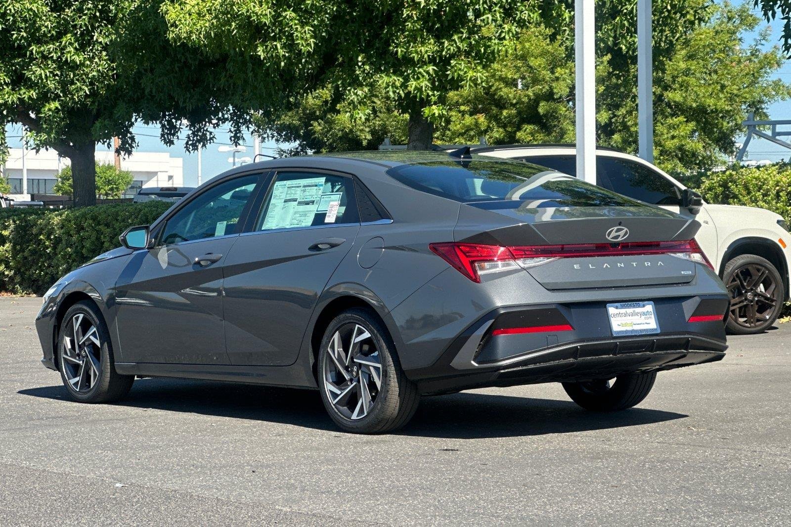 New 2026 Ecotronic Gray Hyundai Limited image 6