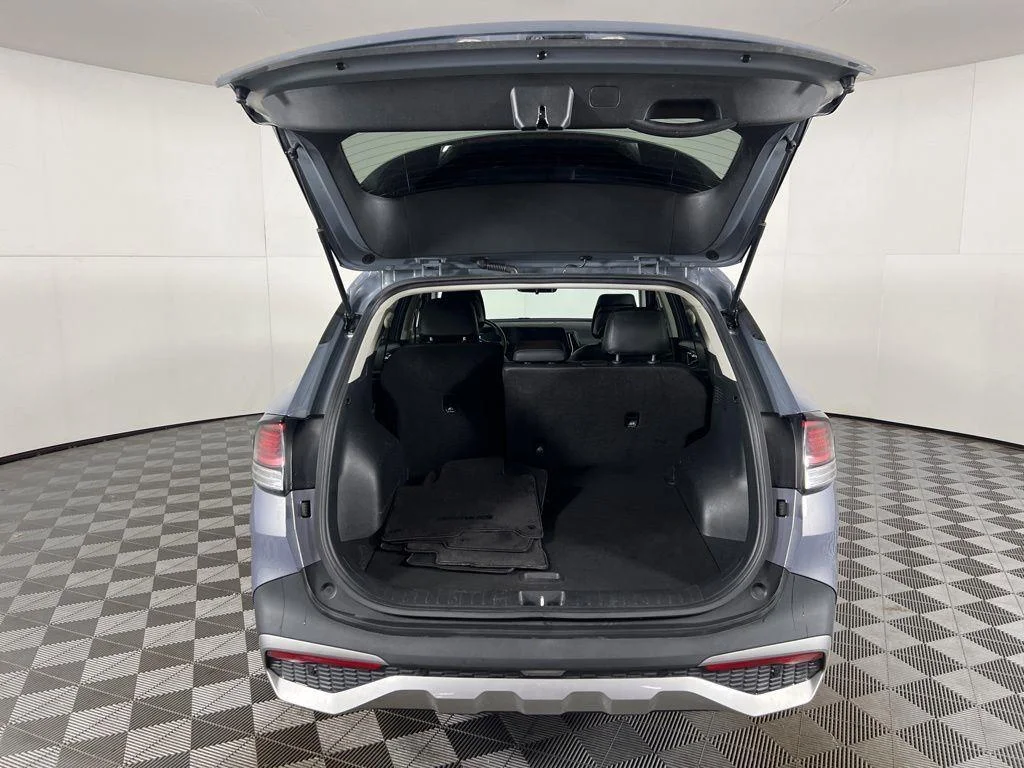 Used 2023 Silver Kia EX image 27
