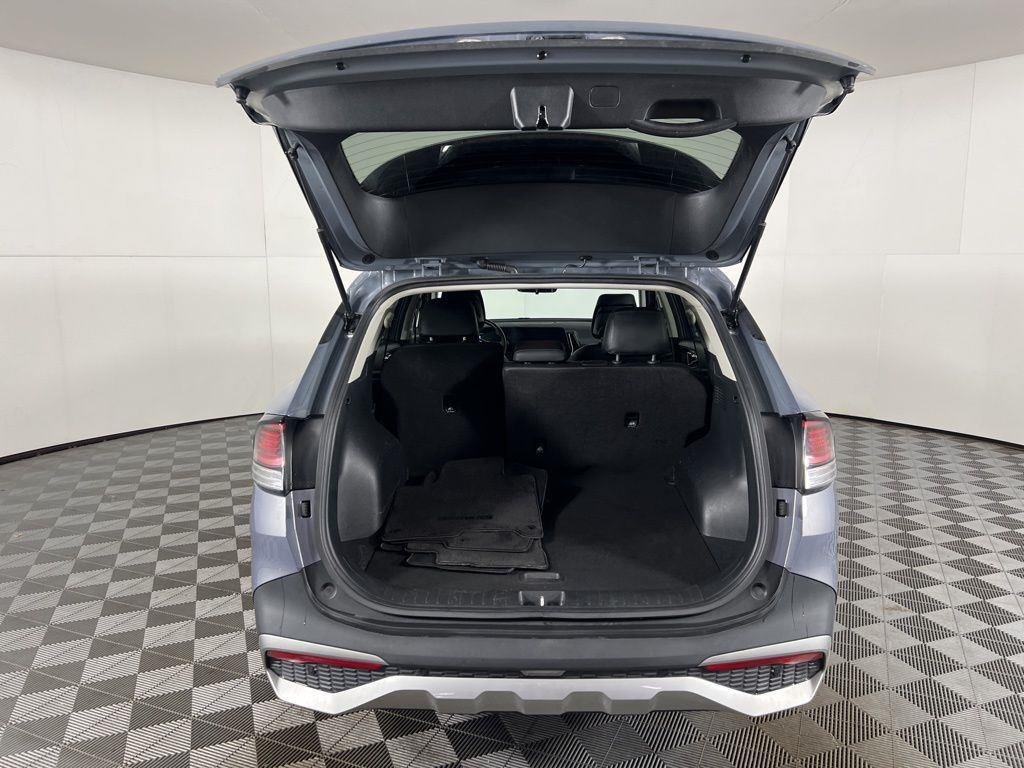 Used 2023 Silver Kia EX image 27