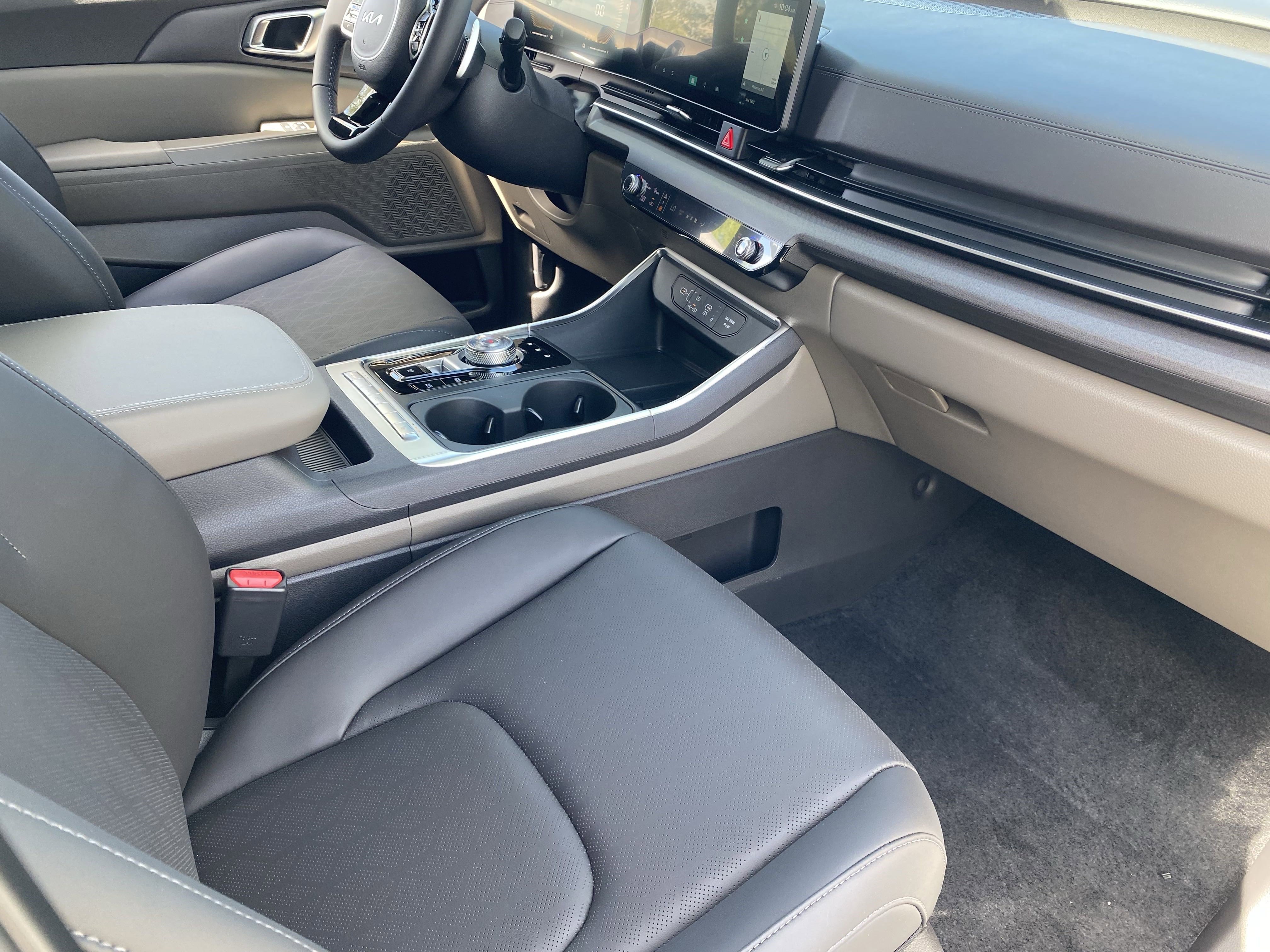2026 Kia Carnival EX - Photo 10