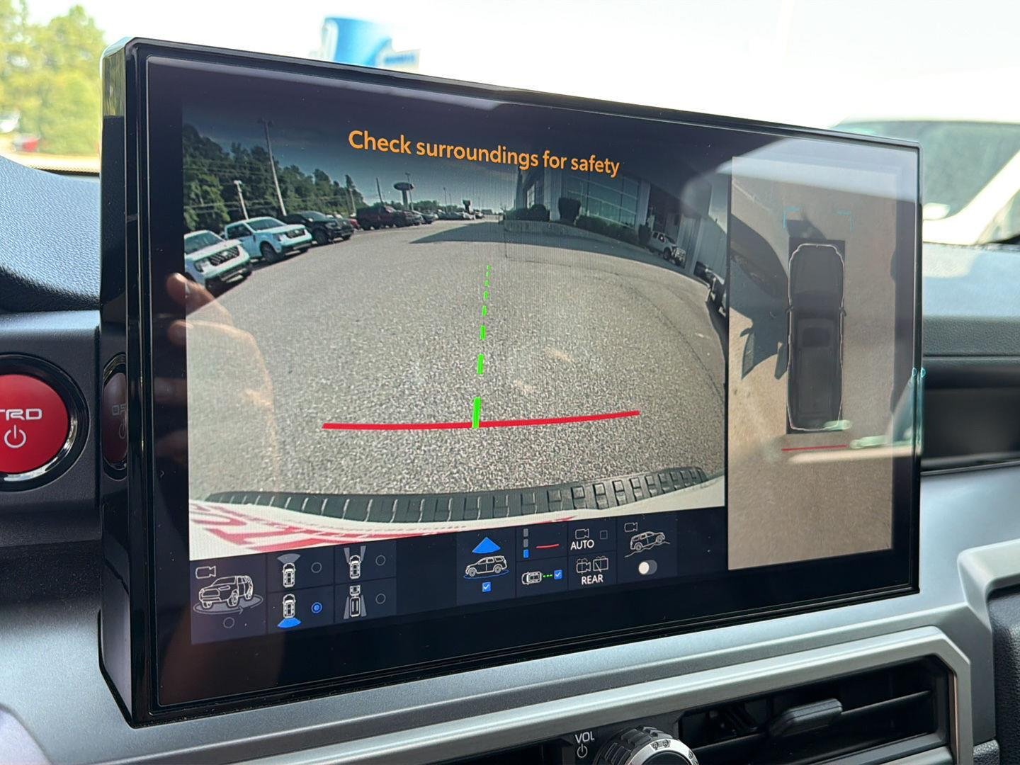 Used 2025 Ice Cap Toyota Hybrid Platinum image 26