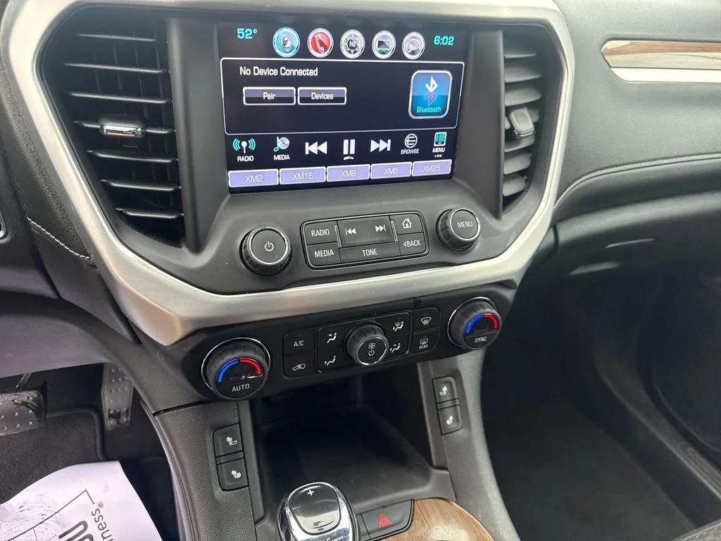 Used 2018 Blue GMC SLE-2 image 21
