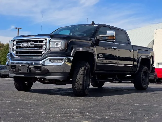 Used 2017 ONYX BLACK GMC SLT image 19