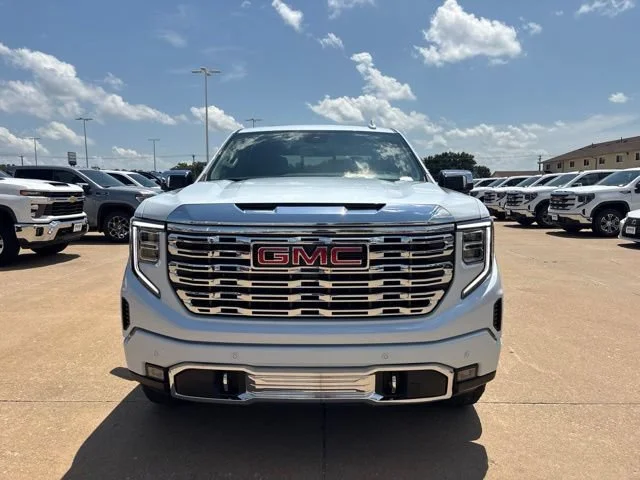 2026 GMC Sierra 1500 Denali - Photo 9