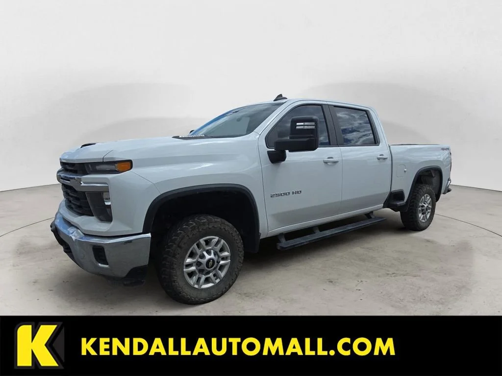 Used 2024 Summit White Chevrolet LT image 1