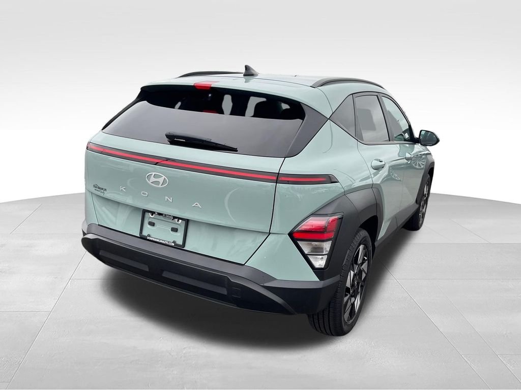 Used 2025 Green Hyundai SEL image 6