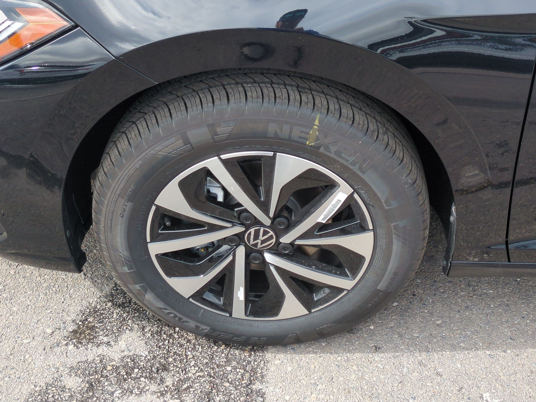 New 2026 Deep Black Pearl Volkswagen S image 14