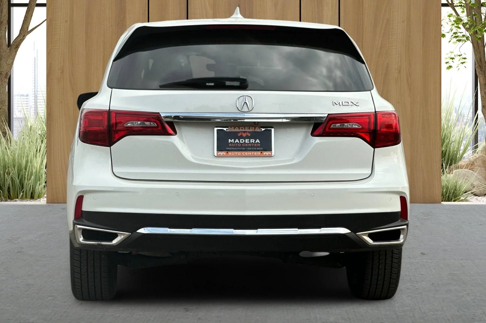 Used 2019 White Acura w/Technology Pkg image 5