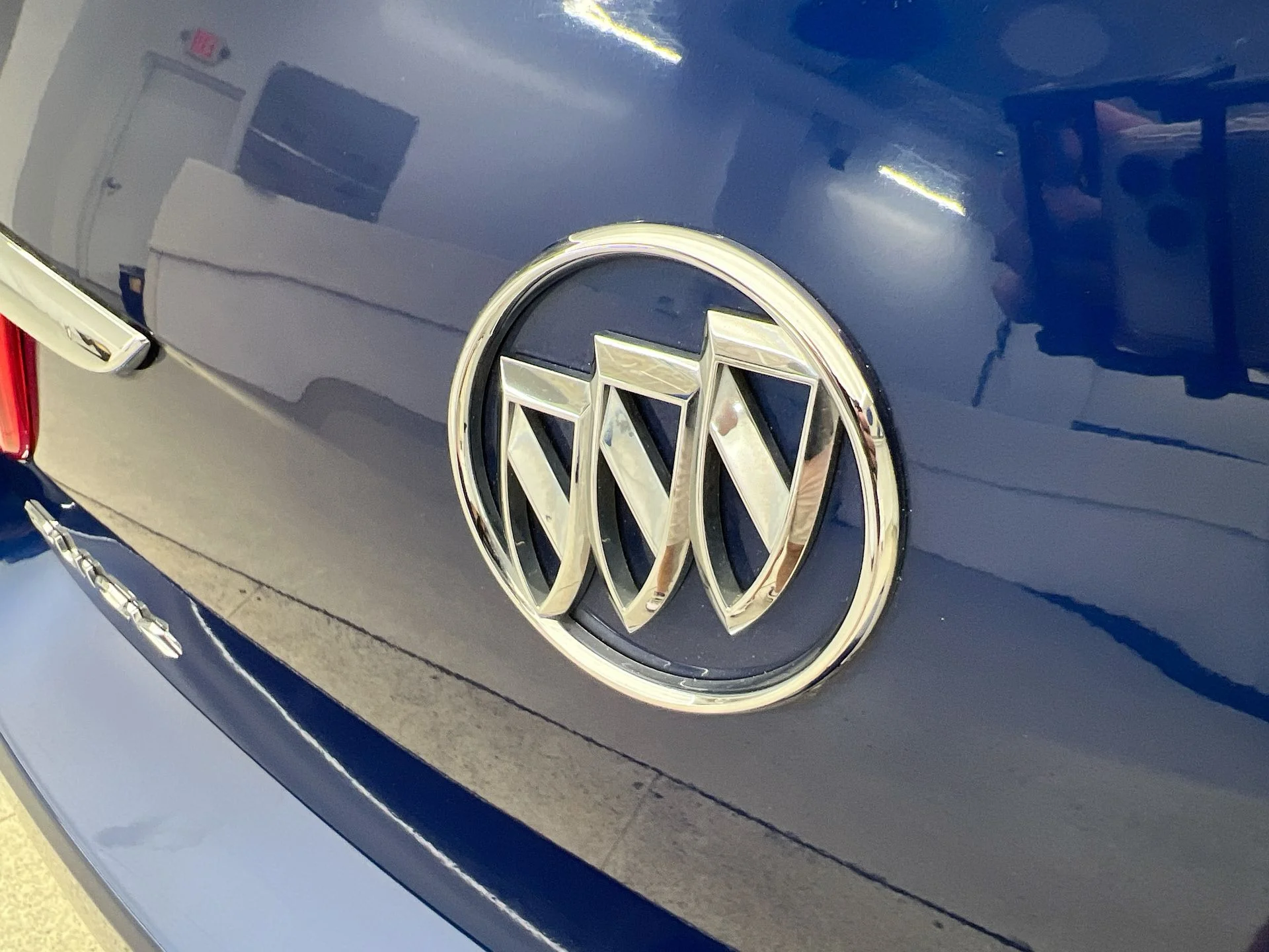 Used 2013 Blue Buick Base image 37