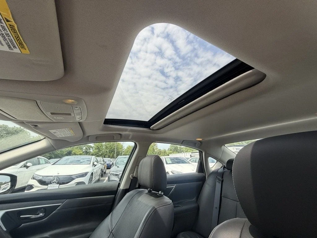 Used 2016 Super Black Nissan 4dr Sedan I4 2.5 SL image 12