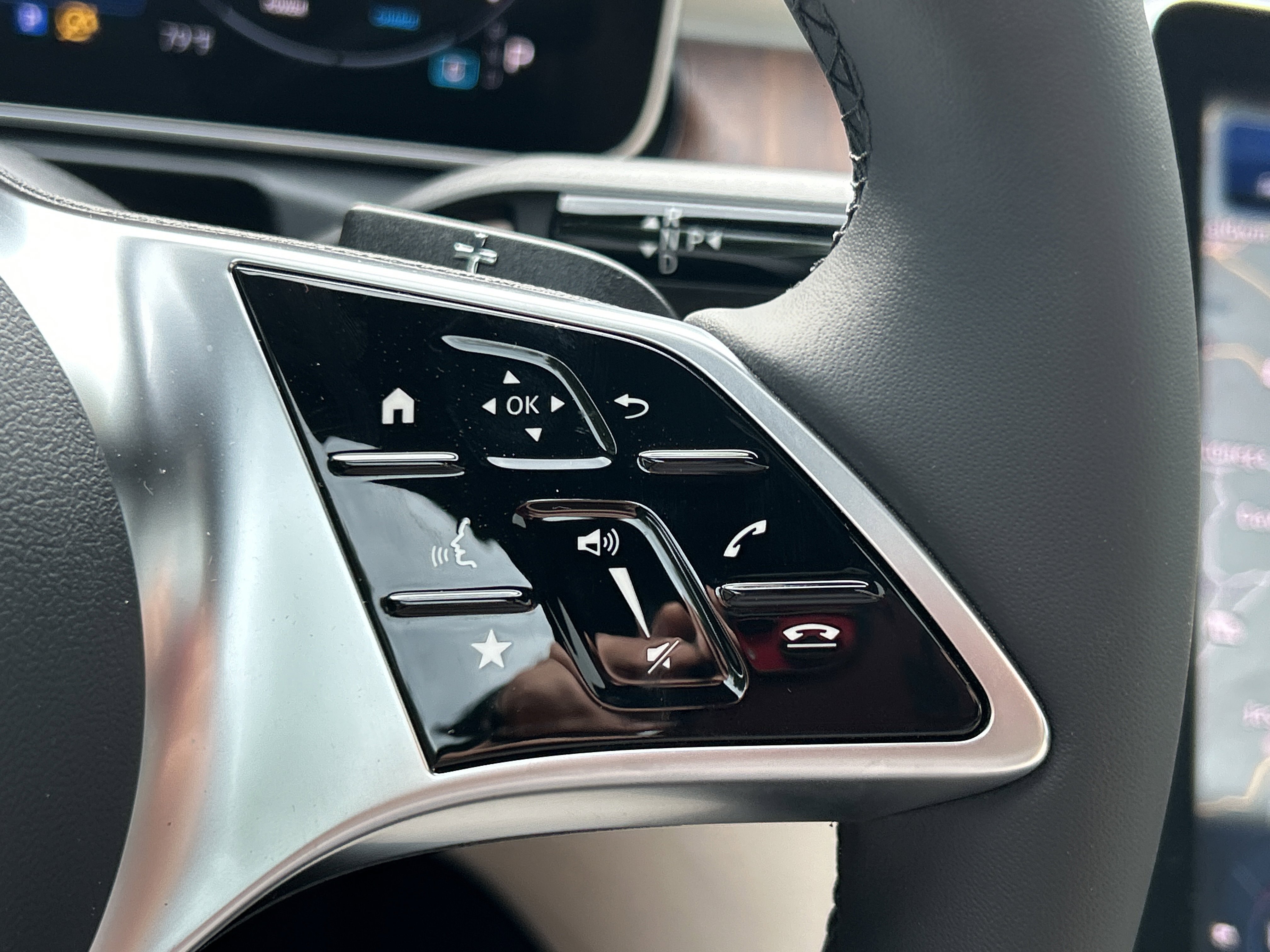 New 2026 Black Mercedes-Benz C 300 4MATIC® Sedan image 27