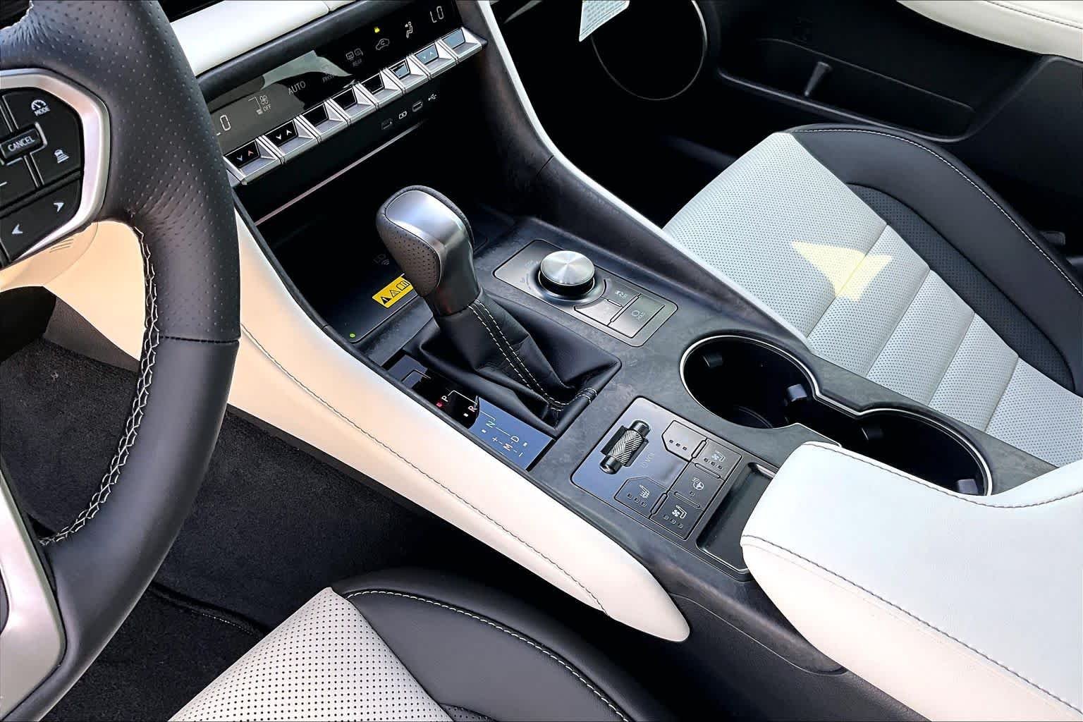 New 2026 Wind Lexus F SPORT image 7