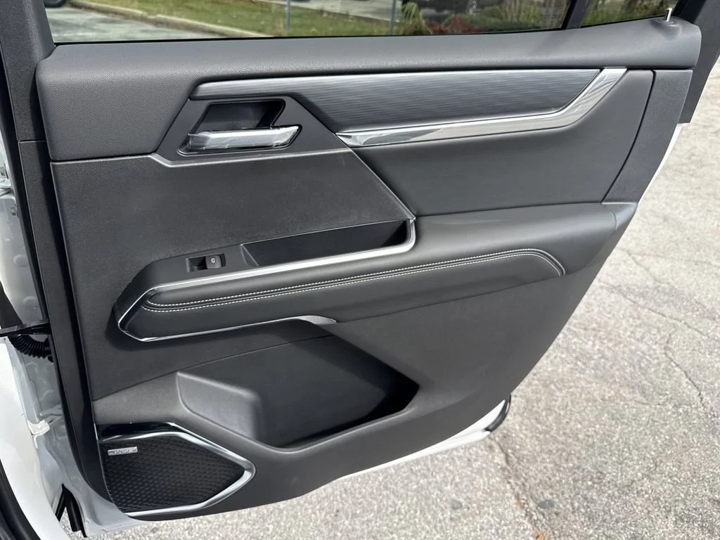 2026 GMC Acadia Elevation - Photo 37