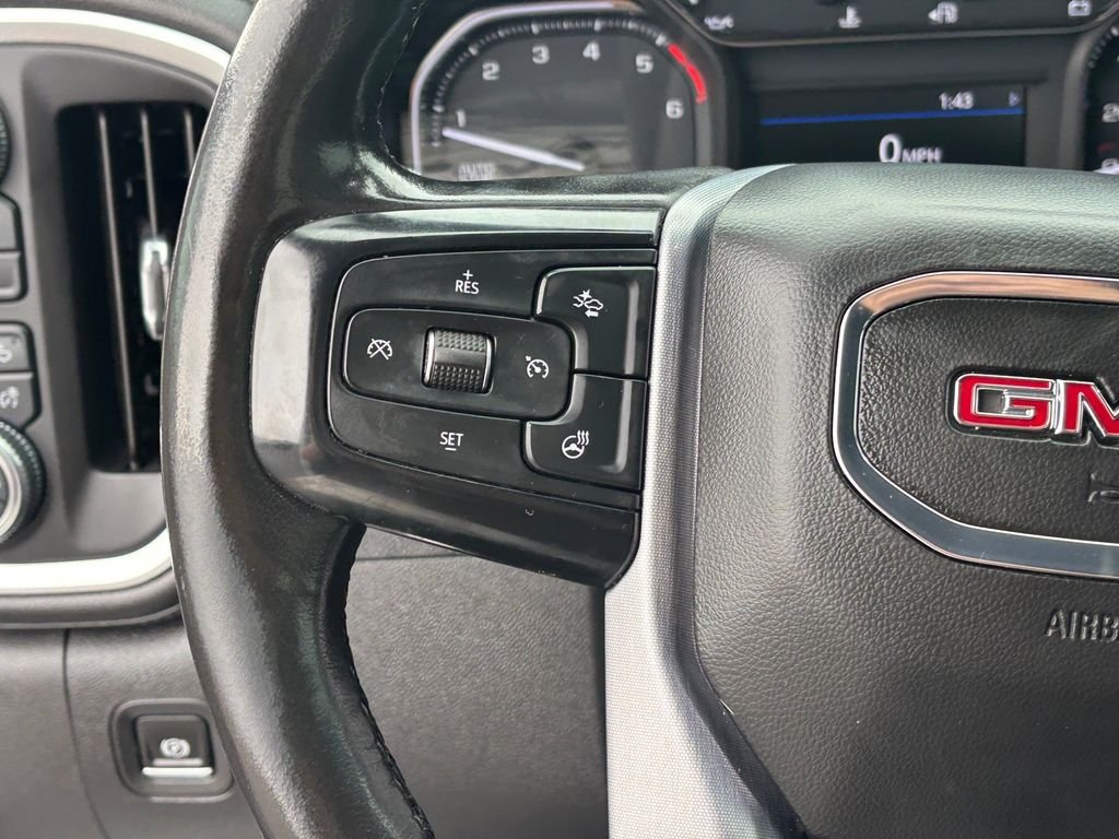 Used 2020 White GMC SLT image 17