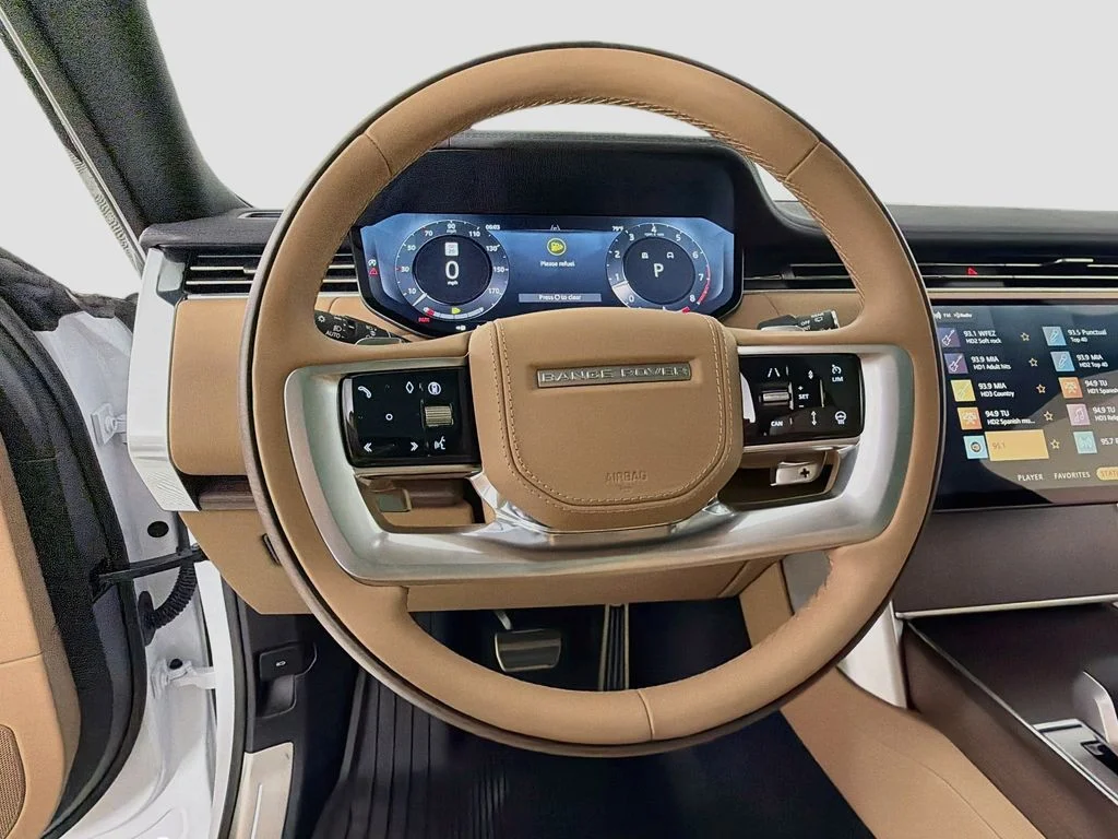 New 2026 Fuji White Land Rover SE image 11