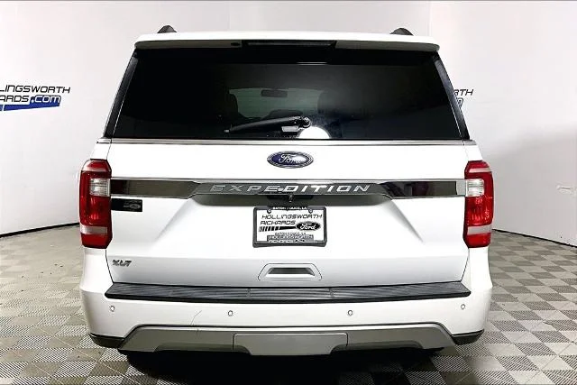 Certified Used 2021 Oxford White Ford XLT image 30