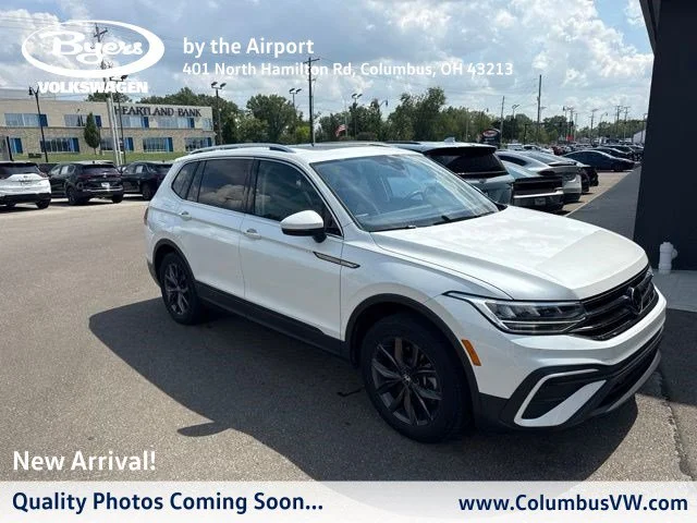 Certified Used 2023 Opal White Pearl Volkswagen SE image 1