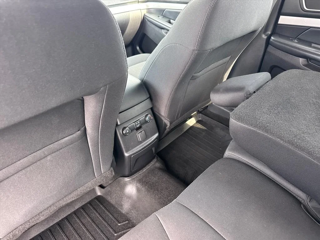 Used 2017 Magnetic J7 Ford XLT image 16