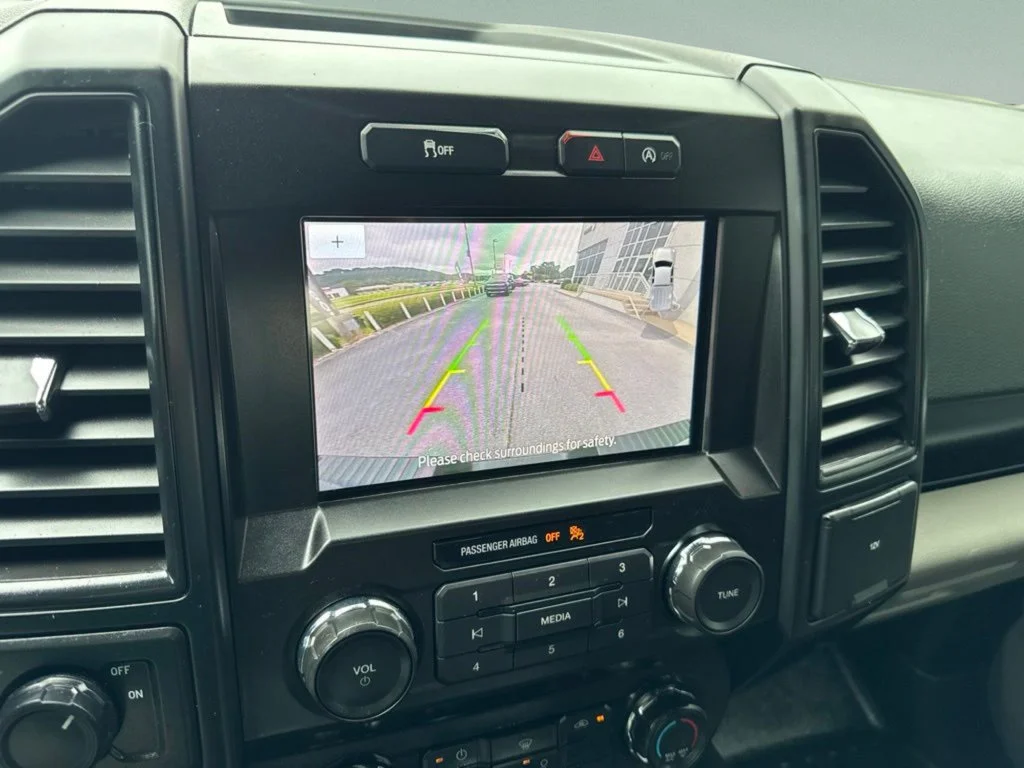 Used 2020 Blue Metallic Ford XL image 15
