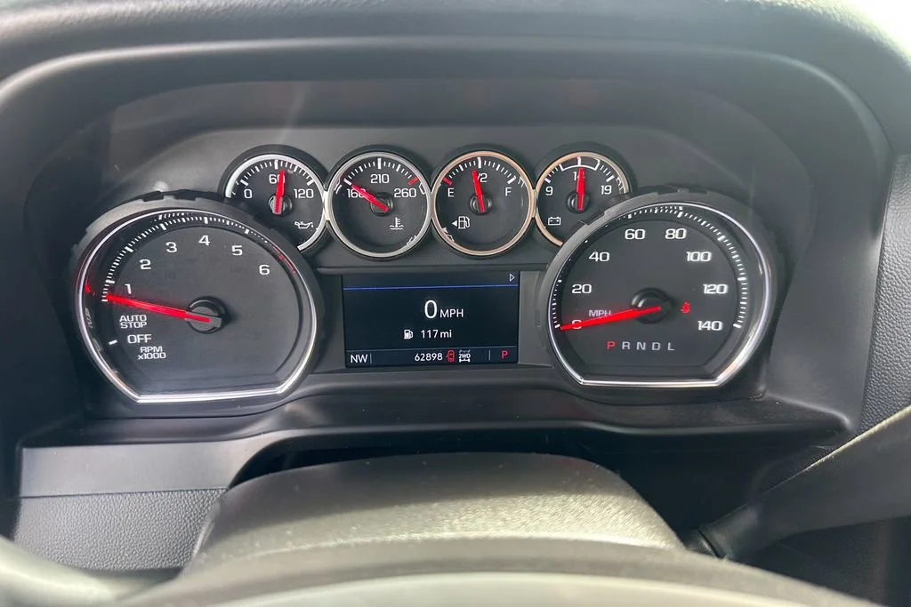 Used 2021 SILVER ICE METALLIC Chevrolet RST image 14