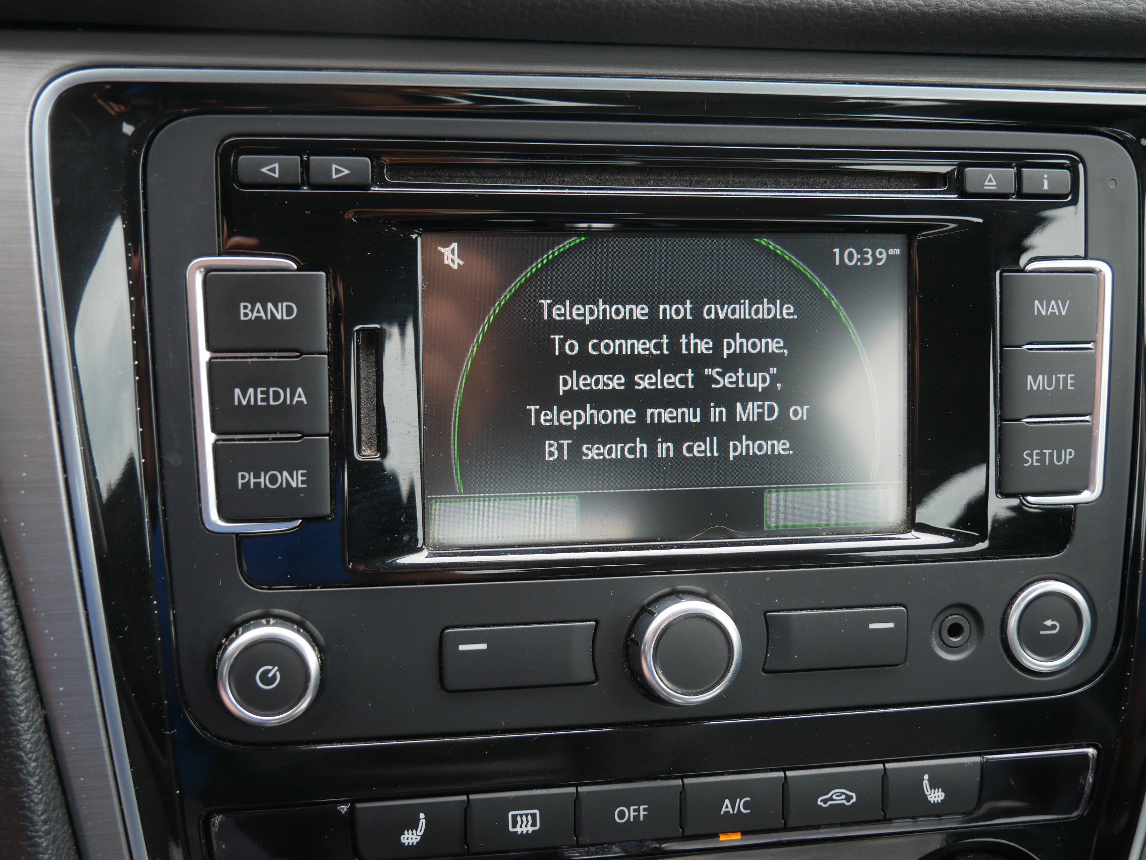 Used 2014 Black Volkswagen SE w/Snrf/Nav image 22