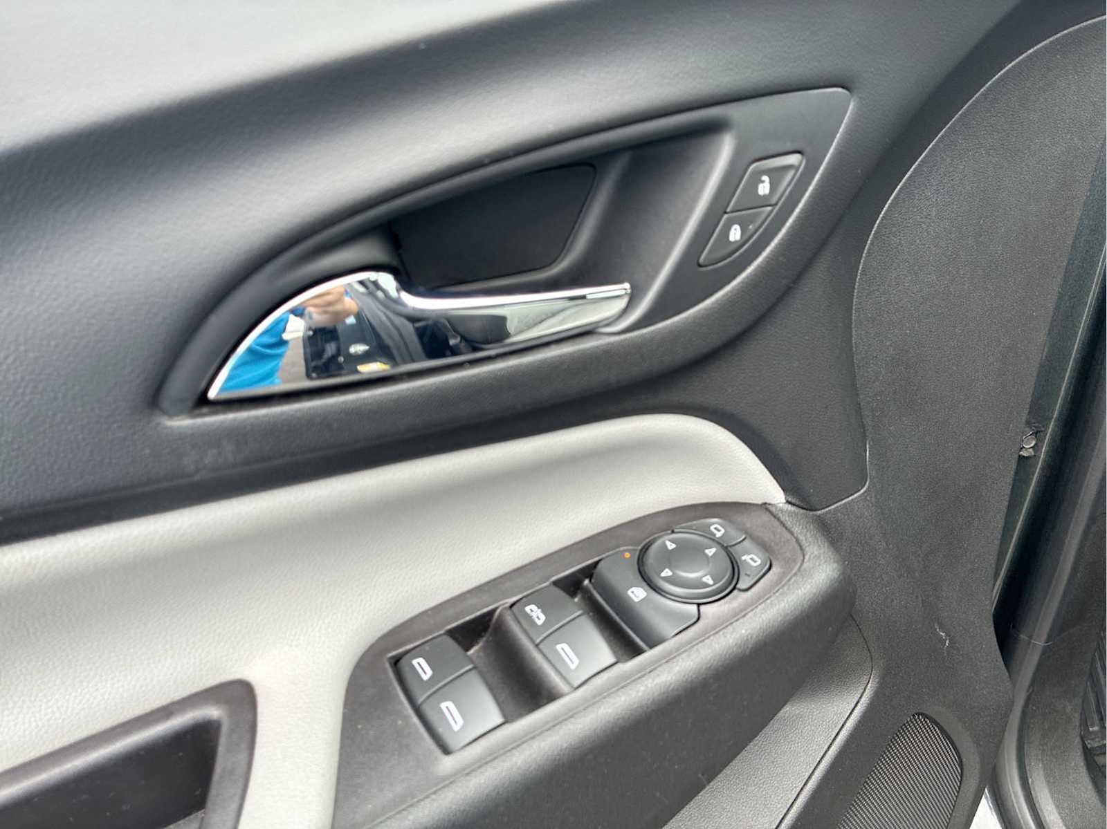 2021 Chevrolet Equinox LT - Photo 22