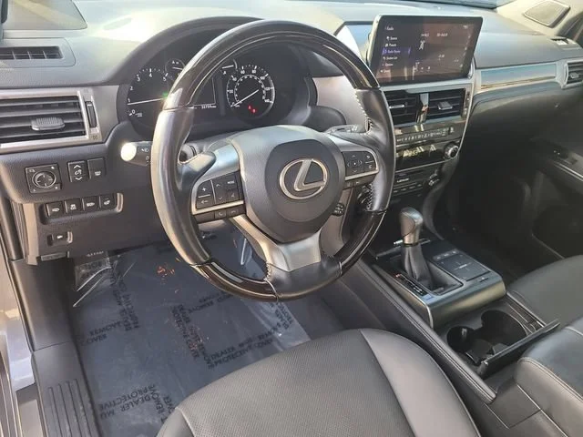 Used 2023 Gray Lexus GX 460 Premium image 18