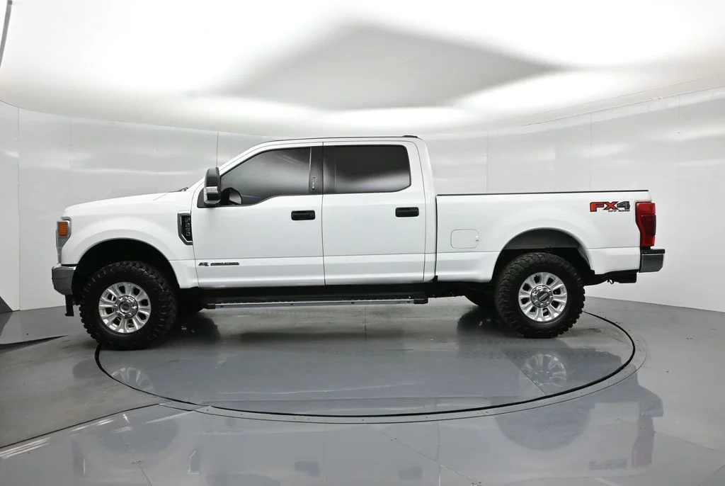 Used 2021 White Ford XLT image 24