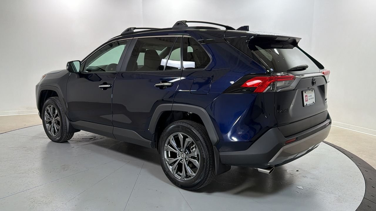 Certified Used 2025  Toyota Limited image 7