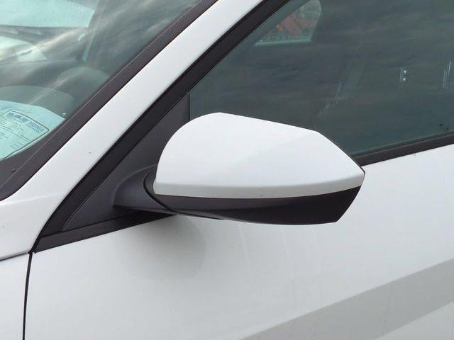 New 2026 White Hyundai SE image 11