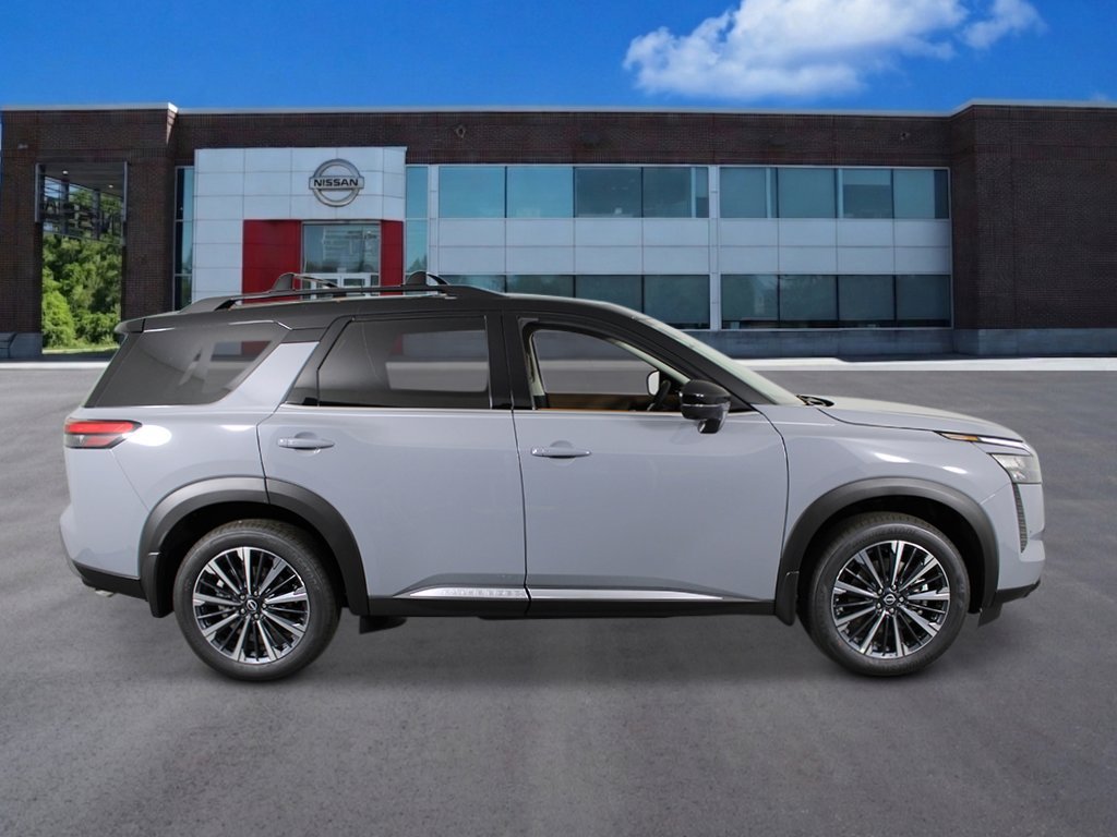New 2026 Boulder Gray Pearl/Super Black Nissan Platinum image 6