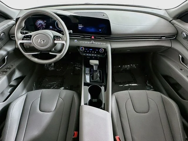 Certified Pre-Owned 2023 Hyundai Elantra SEL