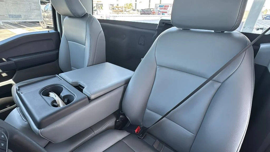 New 2026 Oxford White Ford F-250® XL image 18