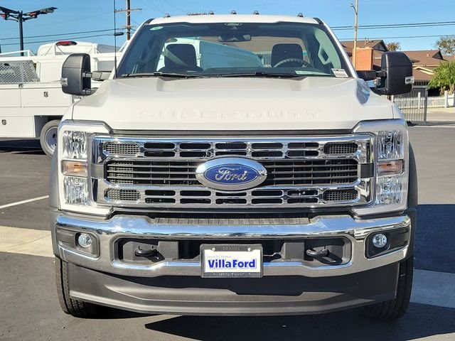 New 2026 Oxford White Ford F-550® XL image 21