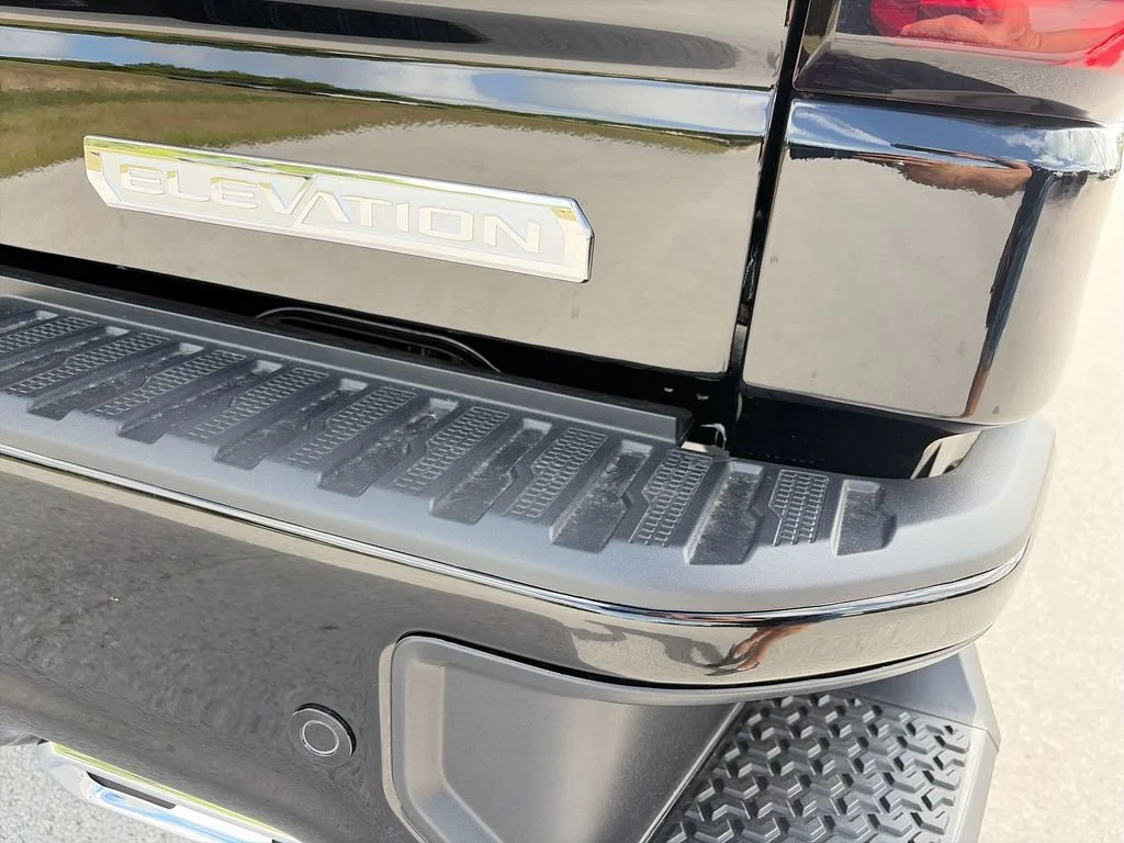 New 2026 Onyx Black GMC Elevation image 34