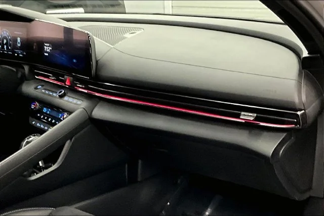 2023 Hyundai Elantra N - Photo 19