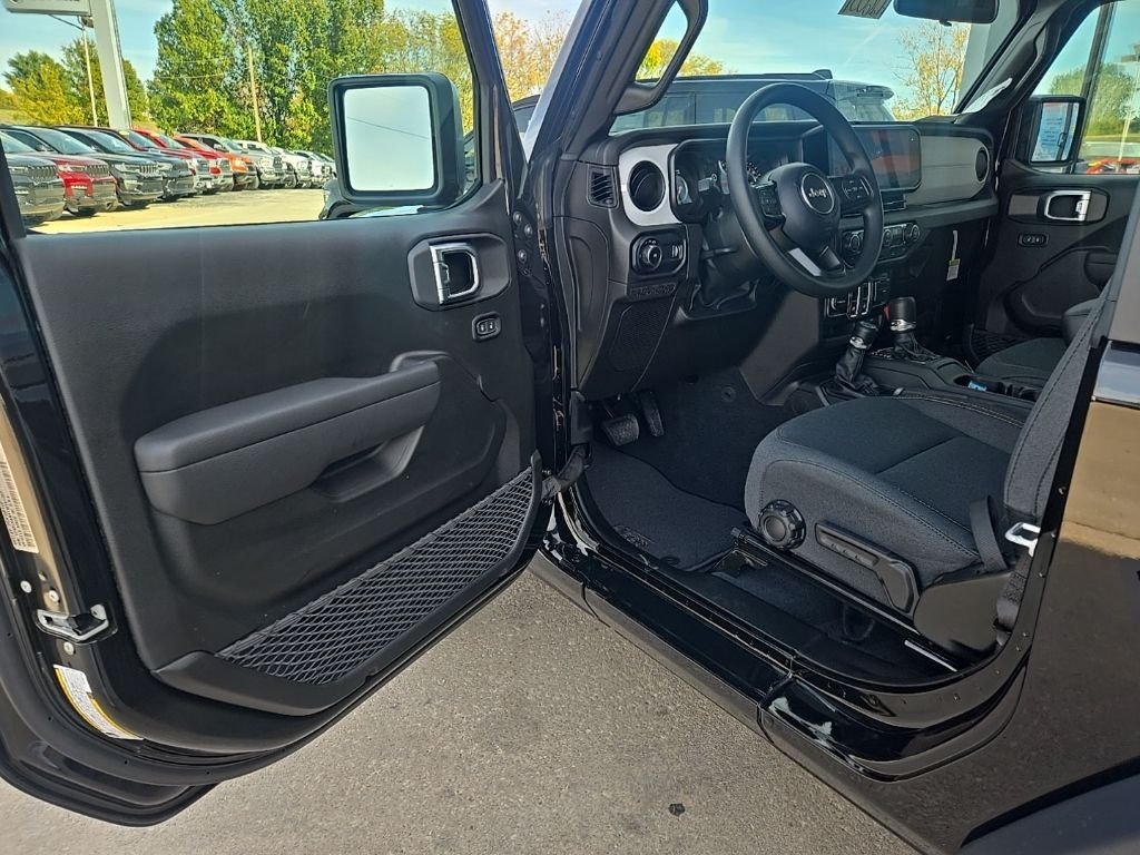 2026 Jeep Wrangler 2-Door Sport - Photo 27