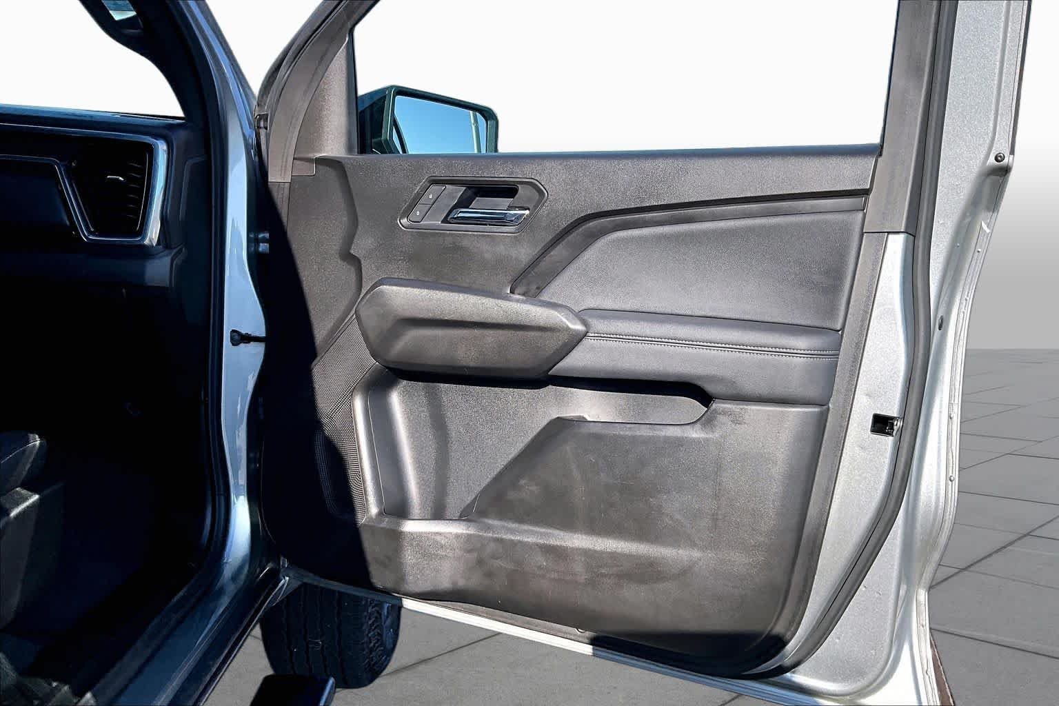 Used 2025 Sterling Metallic GMC 2WD Elevation image 22